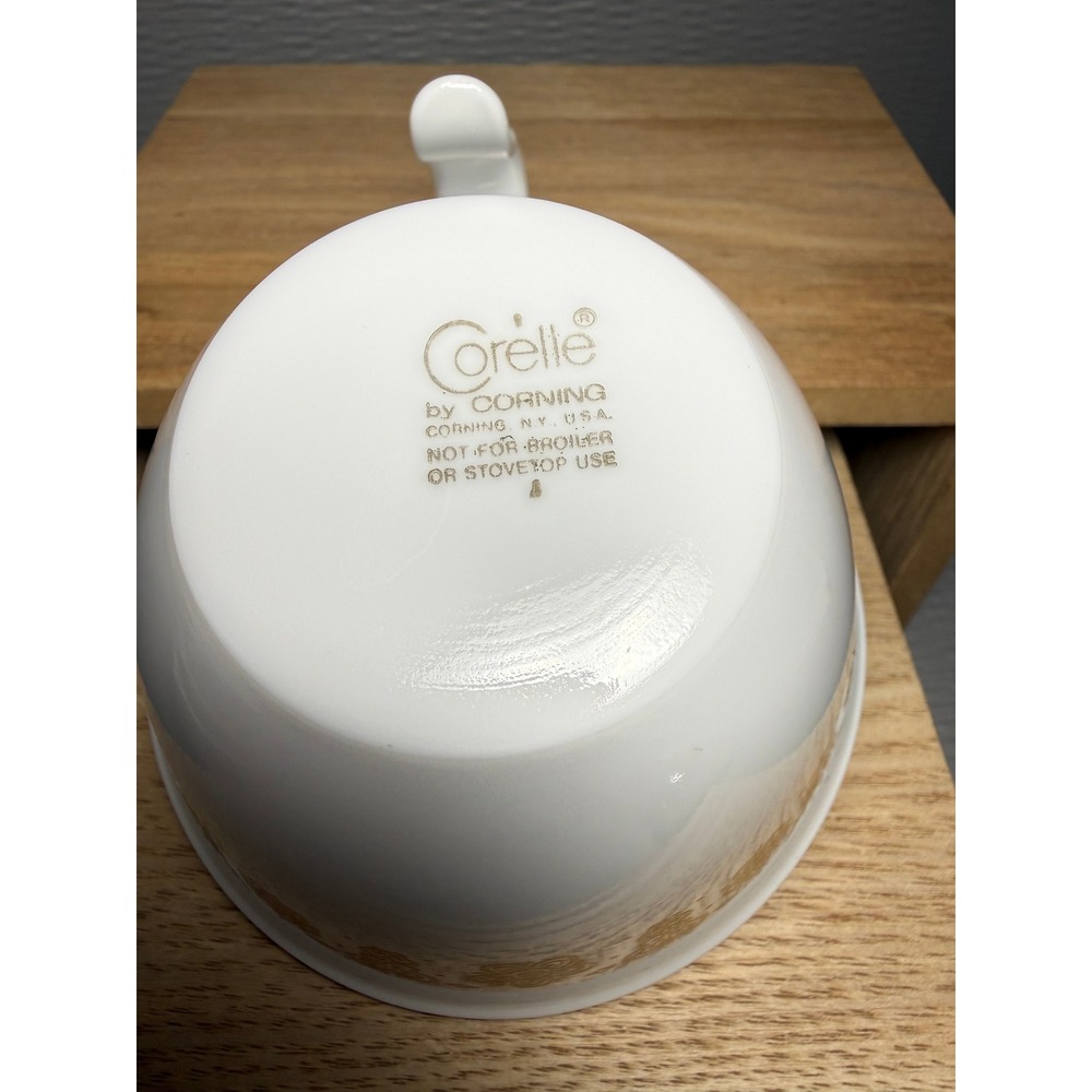 Corelle Butterfly Gold Teacups Set of 4 Vintage Corning White Gold Hook Handle - Picture 5 of 6
